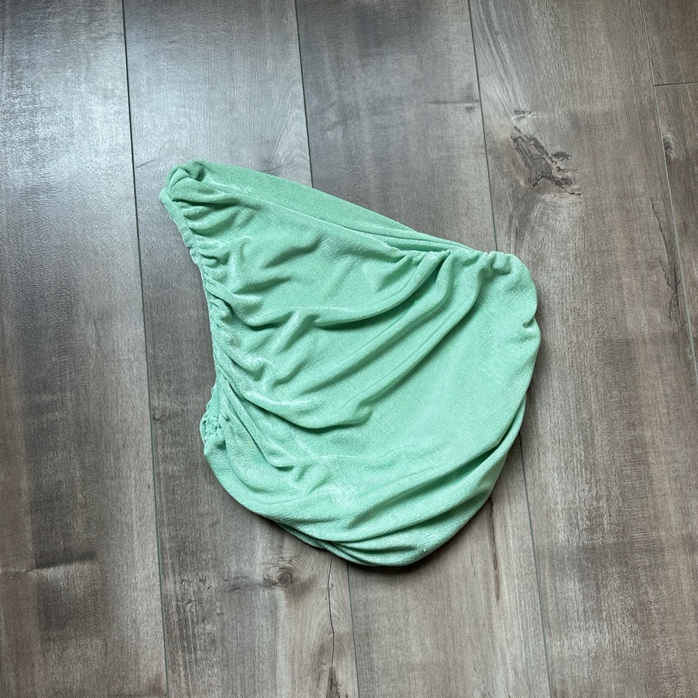 Green Jersey Crop Top with Minimalist Design
